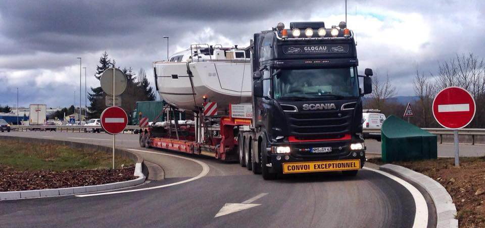 Transport of Dufour 460 from the shipyard in France to Croatia